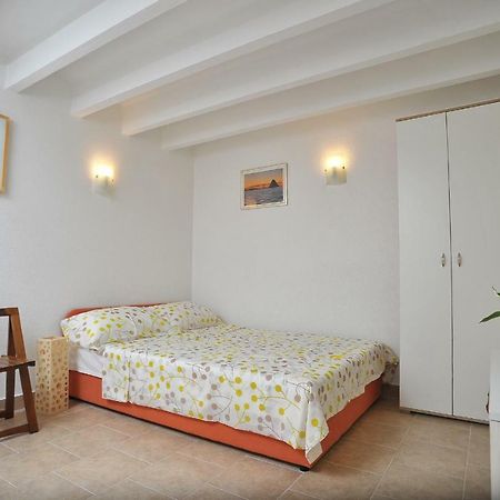 Apartments Sonia & Ana Trogir Dış mekan fotoğraf